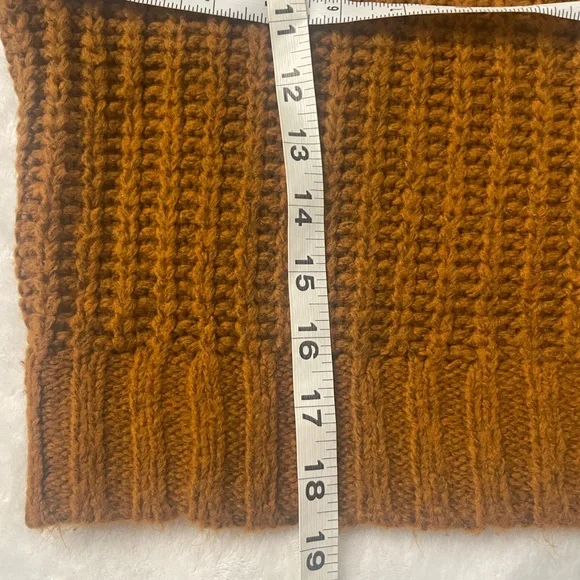 American Eagle Outfitters Rust Knit Sweater - Picture 9 of 9